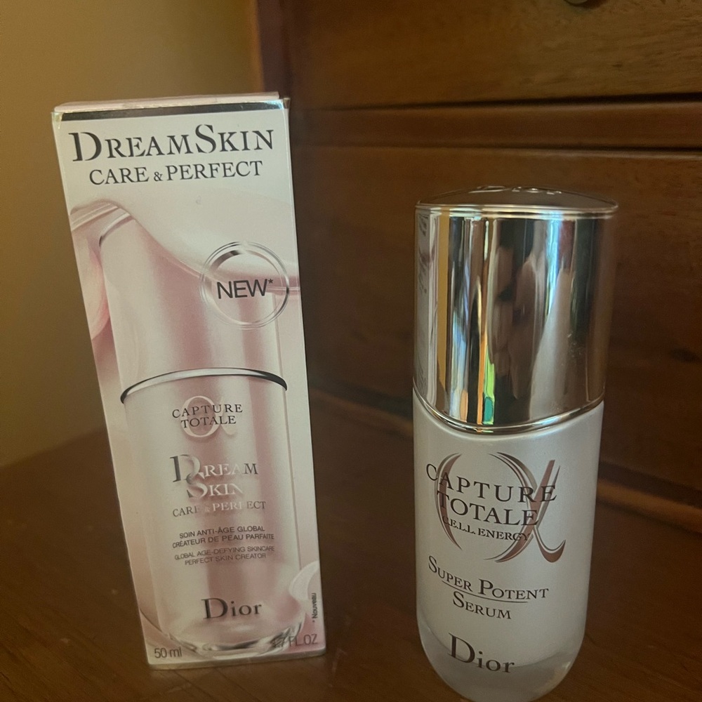 COPY - 2 Dior Capture Totale Serum